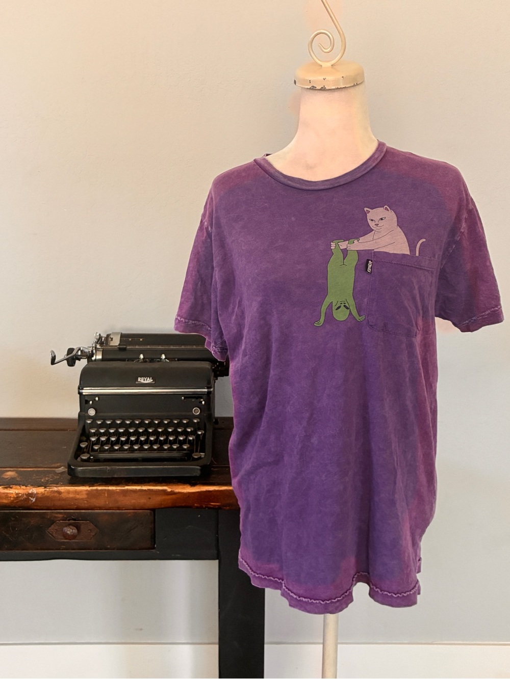 Rip N Dip Break Yo Self Pocket T-Shirt in Purple Mineral Wash - Size Medium